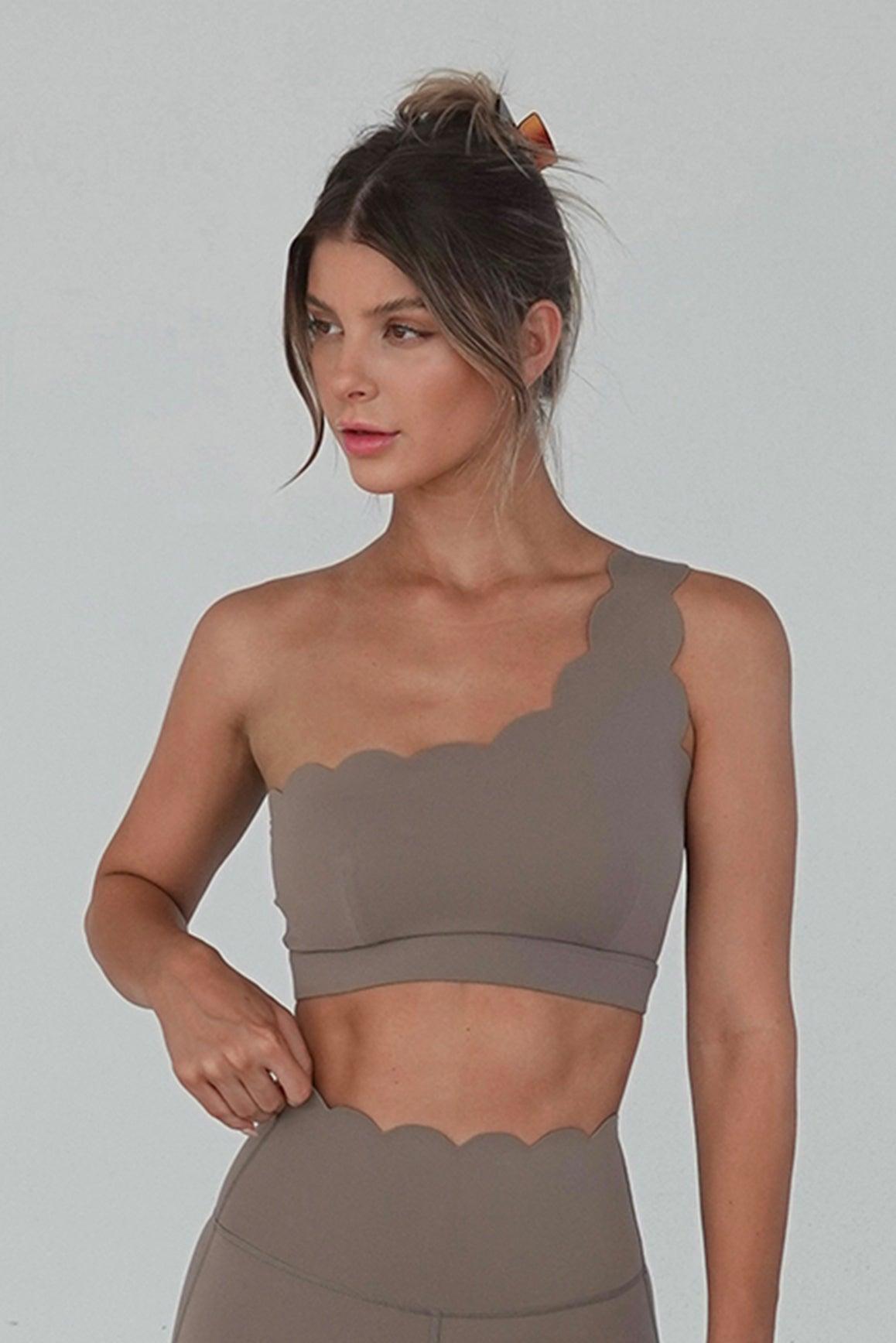 Dynamic One Shoulder Sports Bra & 7/8 High-Waist Energy Legging