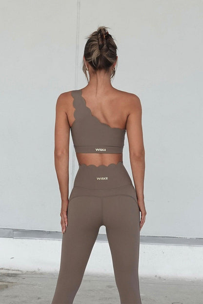 Dynamic One Shoulder Sports Bra & 7/8 High-Waist Energy Legging