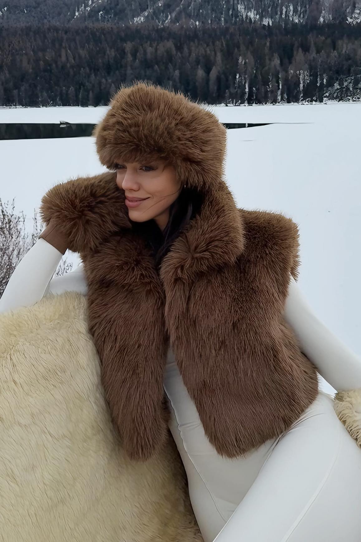 Frost Faux Fur Mittens