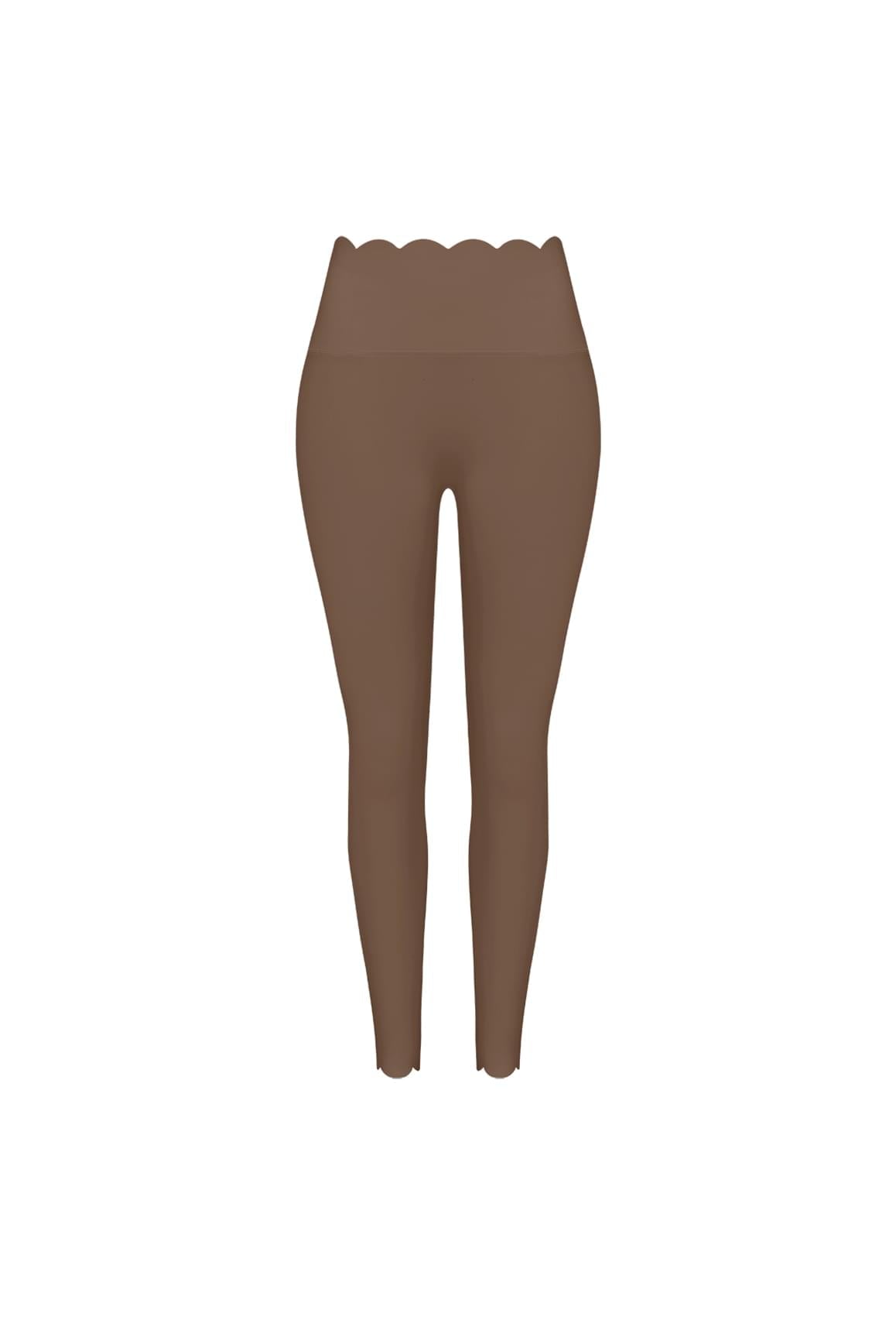 High-Waist Scallop Scrunch Legging