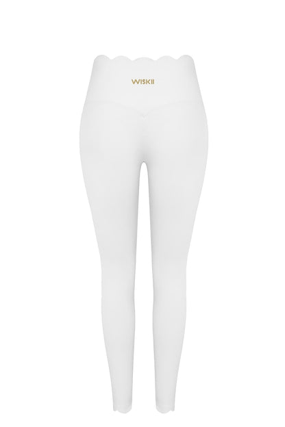 High-Waist Scallop Scrunch Legging