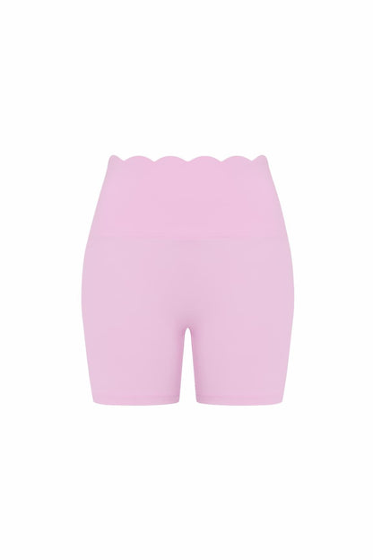 High-Waist Scallop Scrunch Short