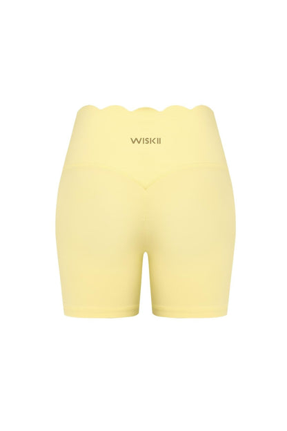 High-Waist Scallop Scrunch Short