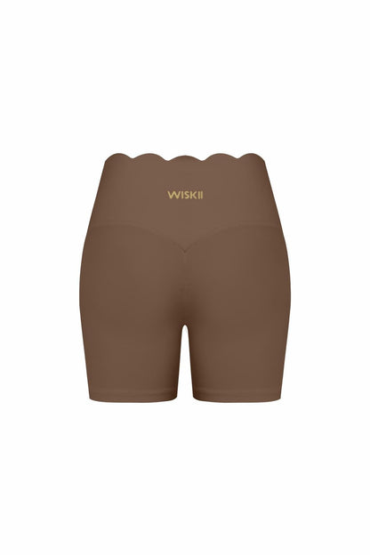 High-Waist Scallop Scrunch Short