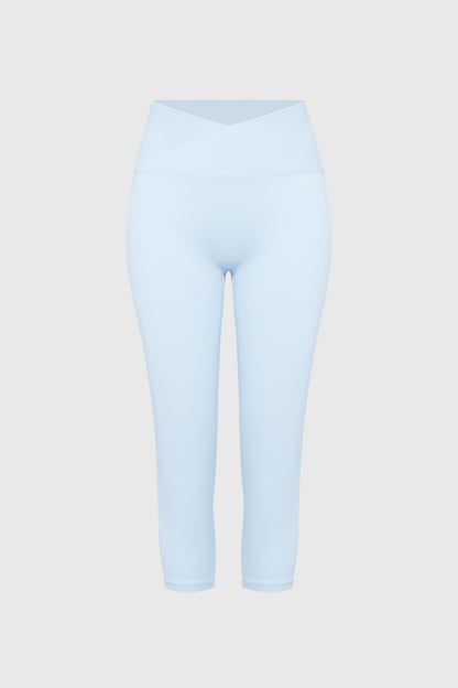 V-Waist Scrunch Capri Legging