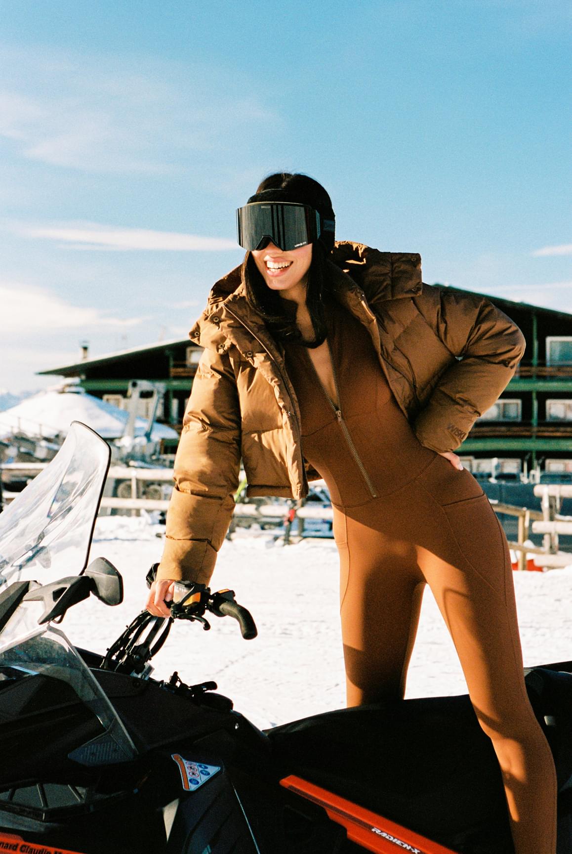 Wiskii Cropped Convert Down Jacket